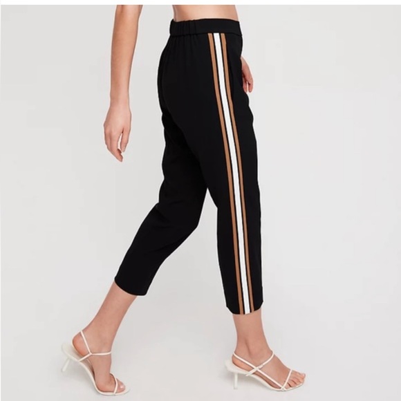 Aritzia wilfred pants - Picture 3 of 5